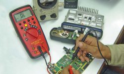 Servicios de Equipos de Radiocomunicación de 2 Vías